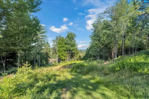 62 York Road Blue Hill ME 04614