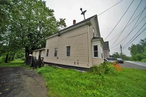 38 Bancroft Road Danforth ME 04424