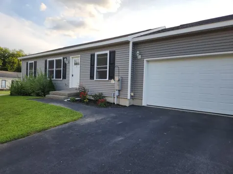 6 Buttonbush Lane Auburn ME 04210
