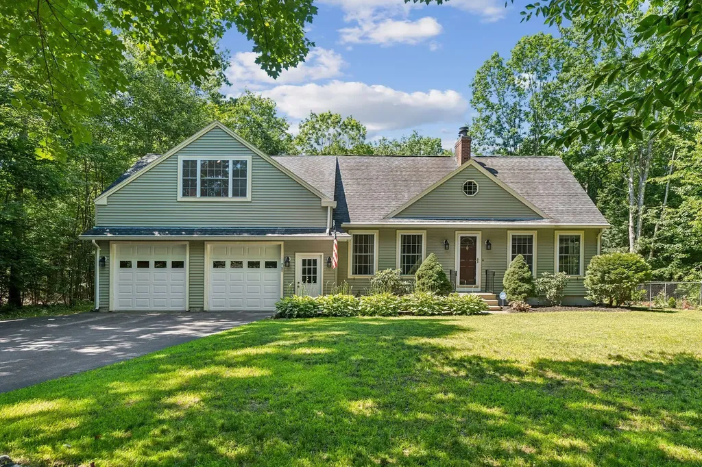 169 Pease Road Buxton ME 04093