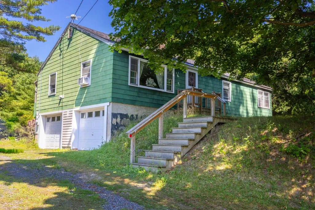 61 Cider Hill Road York ME 03909