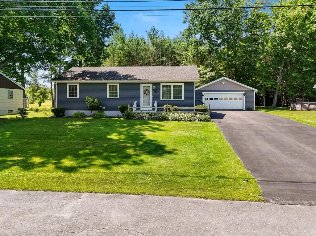 13 Pat Street Winslow ME 04901
