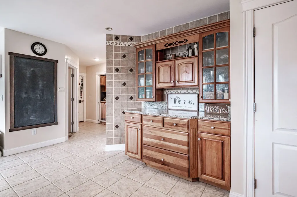 87 Star Hill Road Waterboro ME 04087