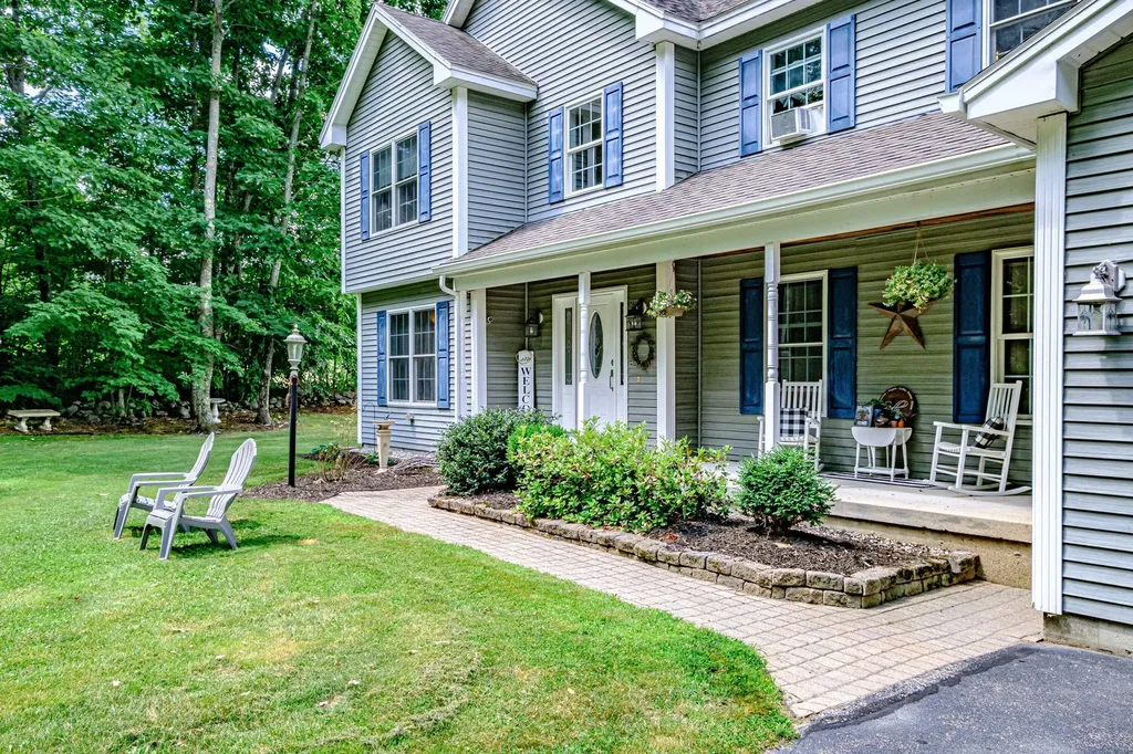 87 Star Hill Road Waterboro ME 04087