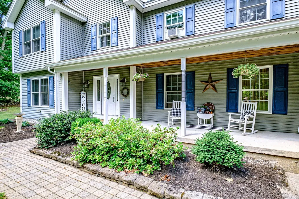 87 Star Hill Road Waterboro ME 04087