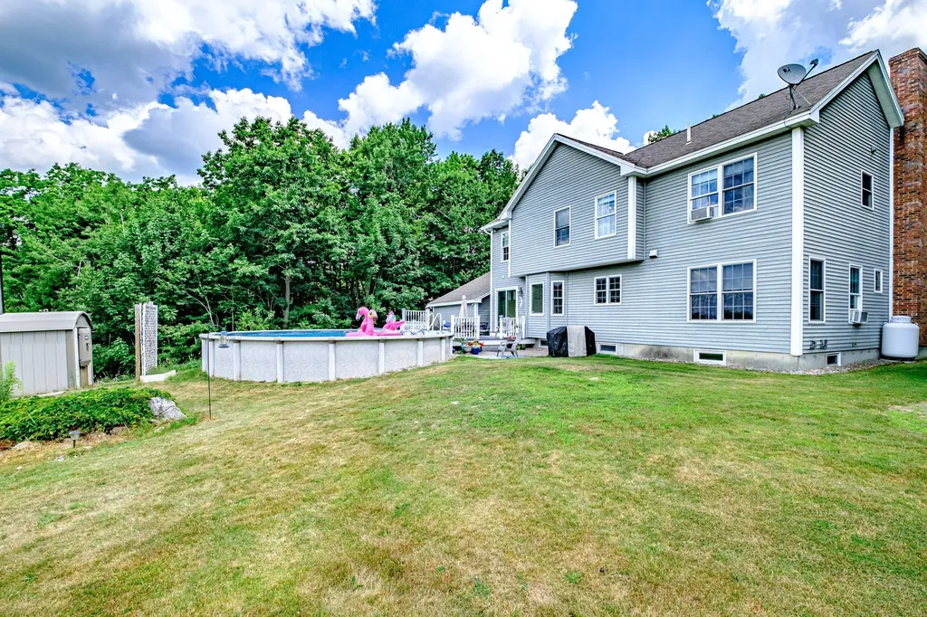 87 Star Hill Road Waterboro ME 04087