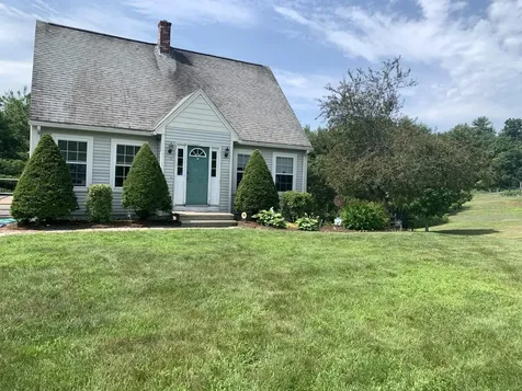 19 Lincoln Circle Windham ME 04062