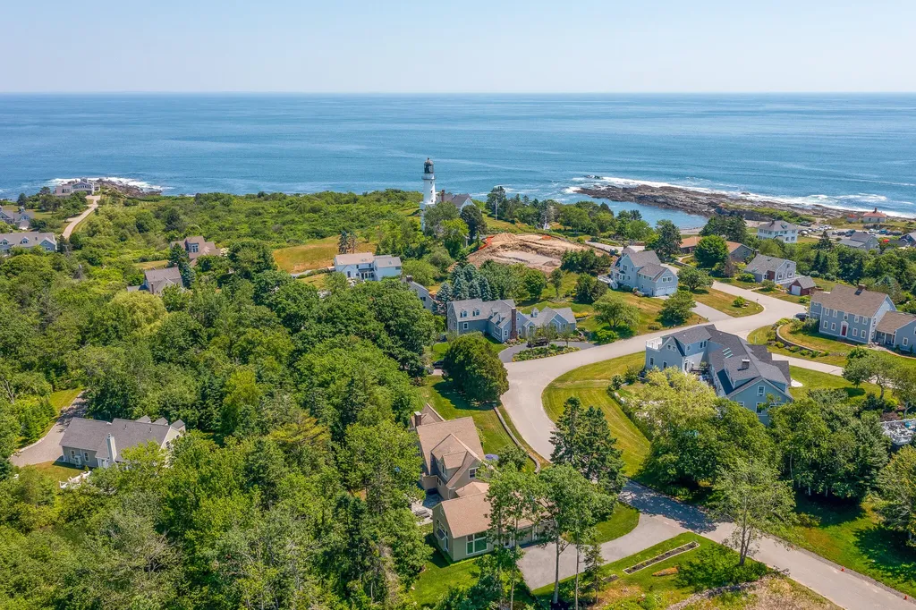 2 Balsam Road Cape Elizabeth ME 04107