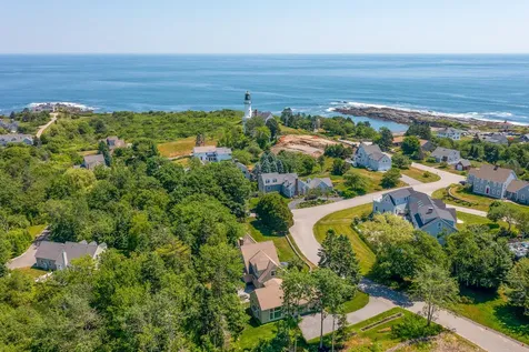 2 Balsam Road Cape Elizabeth ME 04107
