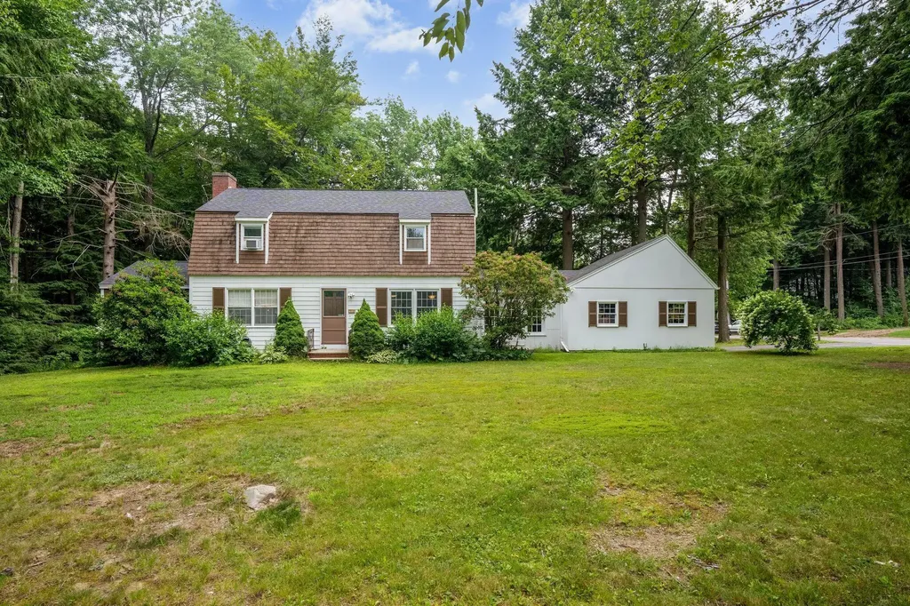 71 Parkwood Drive Augusta ME 04330