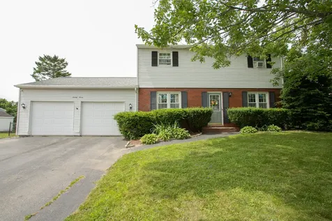 77 Hillcrest Drive Brewer ME 04412
