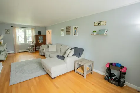 77 Hillcrest Drive Brewer ME 04412