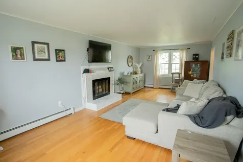 77 Hillcrest Drive Brewer ME 04412