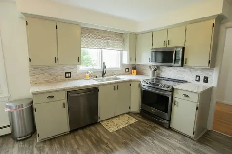 77 Hillcrest Drive Brewer ME 04412