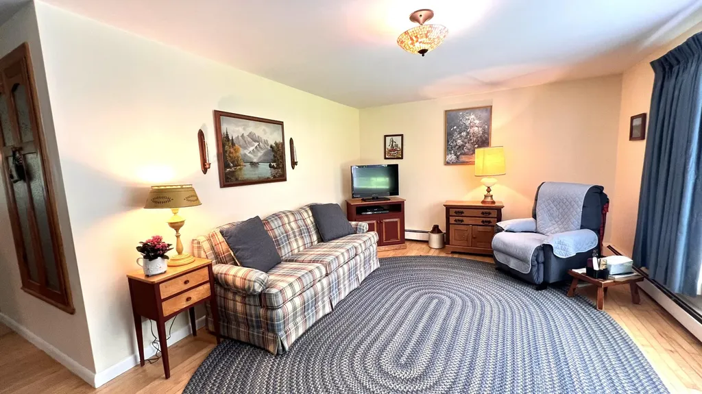 16 Acadia Street Dexter ME 04930