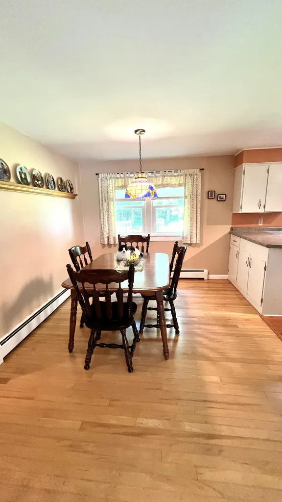 16 Acadia Street Dexter ME 04930
