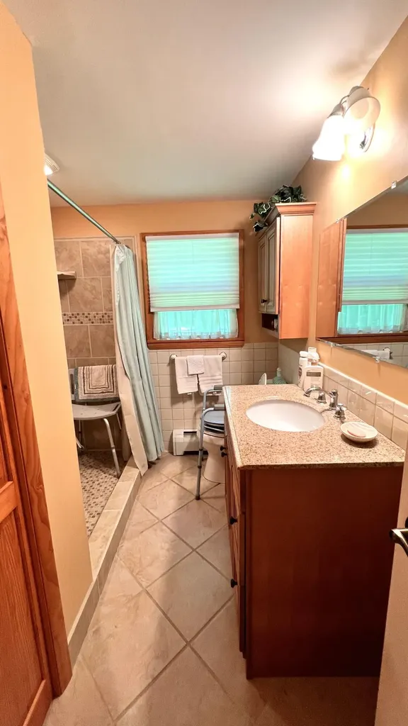16 Acadia Street Dexter ME 04930