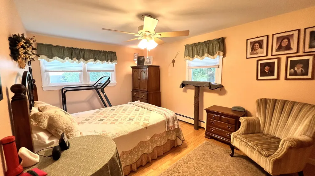 16 Acadia Street Dexter ME 04930