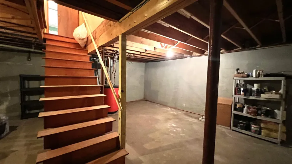 16 Acadia Street Dexter ME 04930