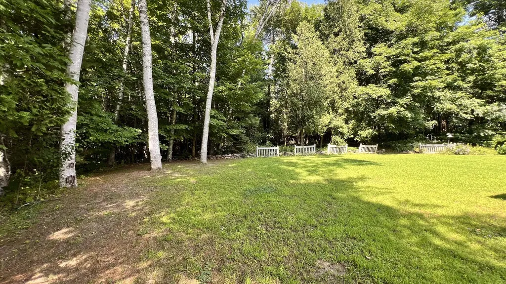 16 Acadia Street Dexter ME 04930