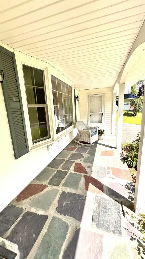 16 Acadia Street Dexter ME 04930