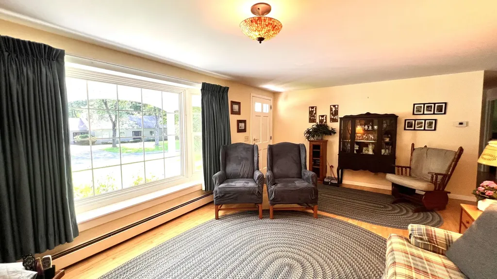 16 Acadia Street Dexter ME 04930