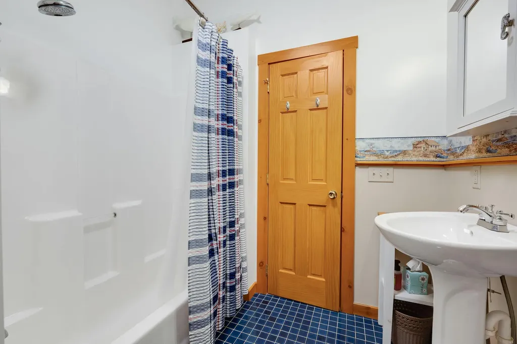 68 Dyer Road Lewiston ME 04240