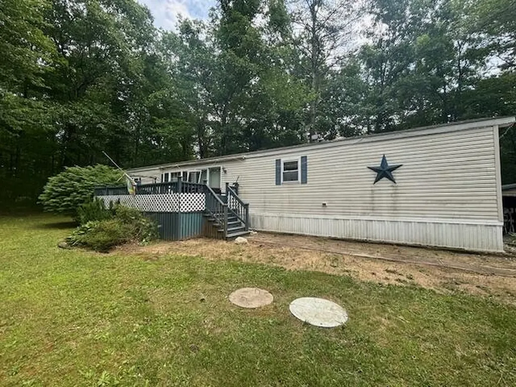 2196 Sanford Road Wells ME 04090