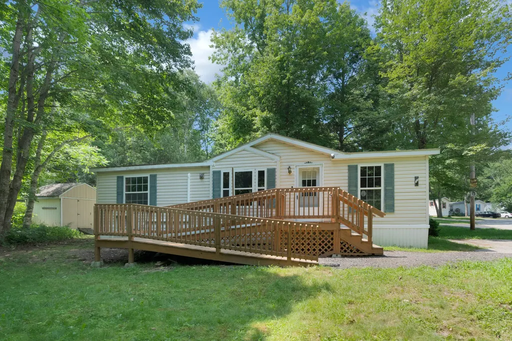 714 Alfred Road Arundel ME 04046