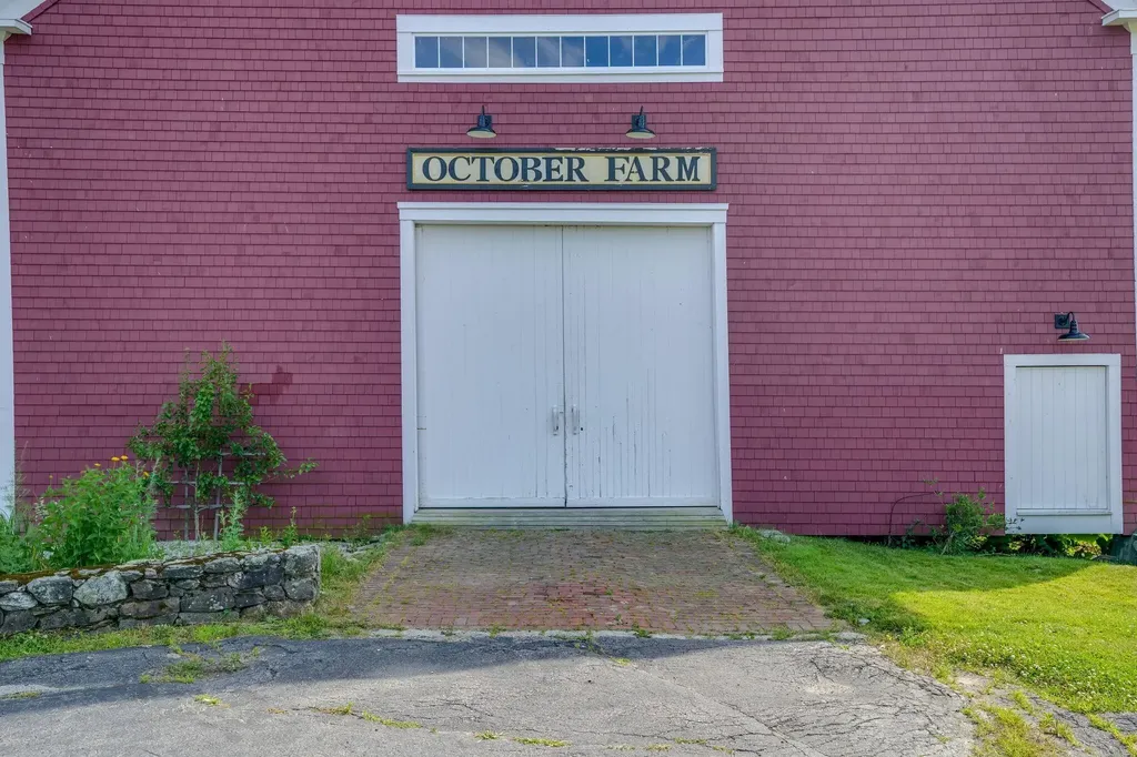 224 Tuttle Road Cumberland ME 04021