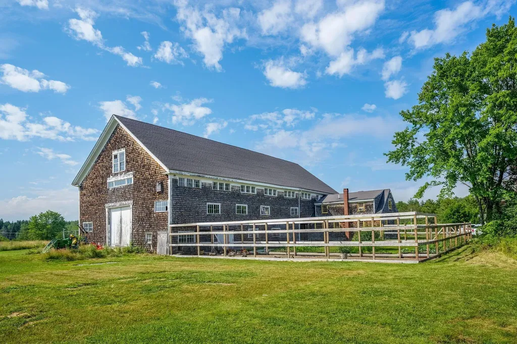 224 Tuttle Road Cumberland ME 04021