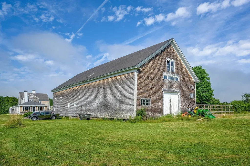 224 Tuttle Road Cumberland ME 04021