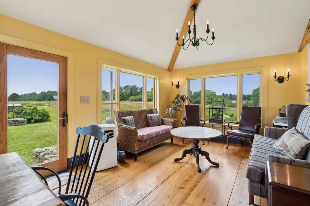 224 Tuttle Road Cumberland ME 04021