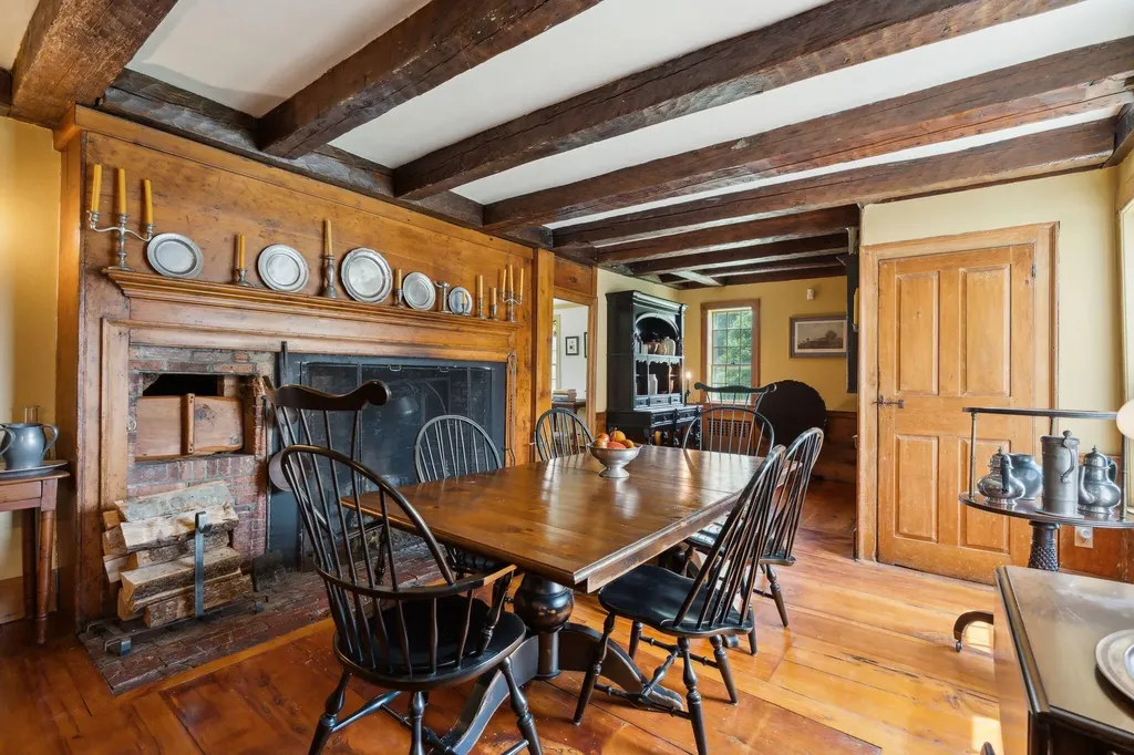 224 Tuttle Road Cumberland ME 04021