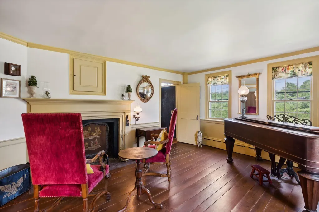 224 Tuttle Road Cumberland ME 04021