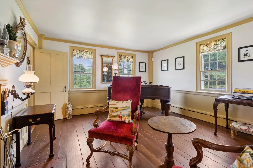 224 Tuttle Road Cumberland ME 04021