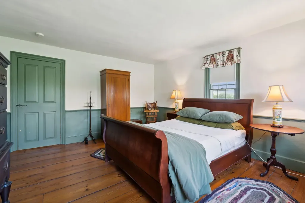 224 Tuttle Road Cumberland ME 04021