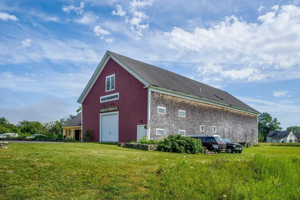 224 Tuttle Road Cumberland ME 04021