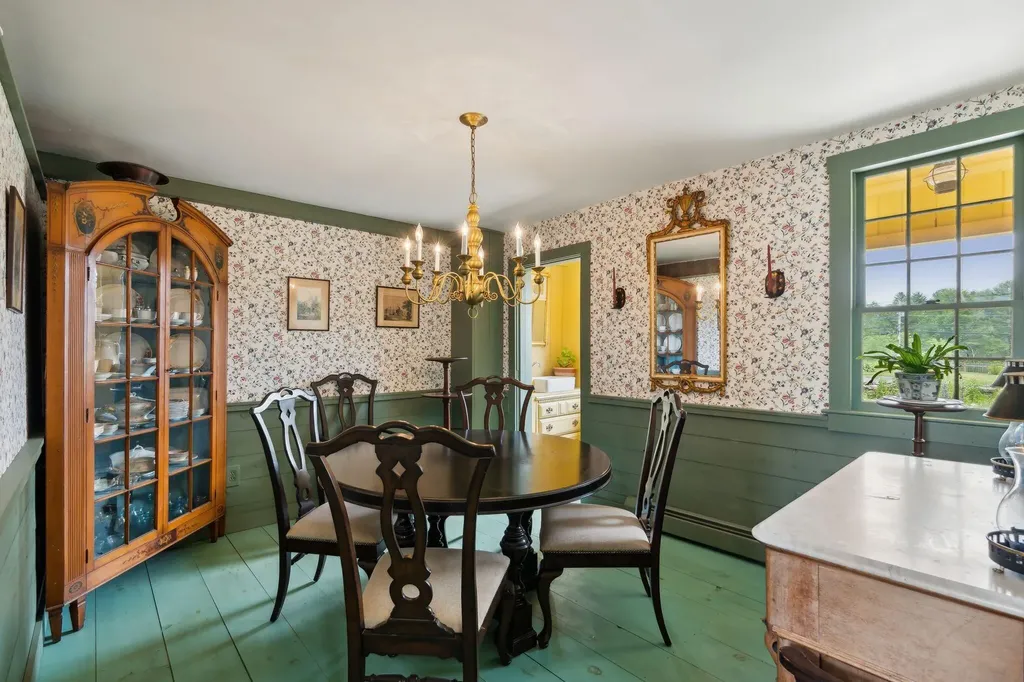 224 Tuttle Road Cumberland ME 04021