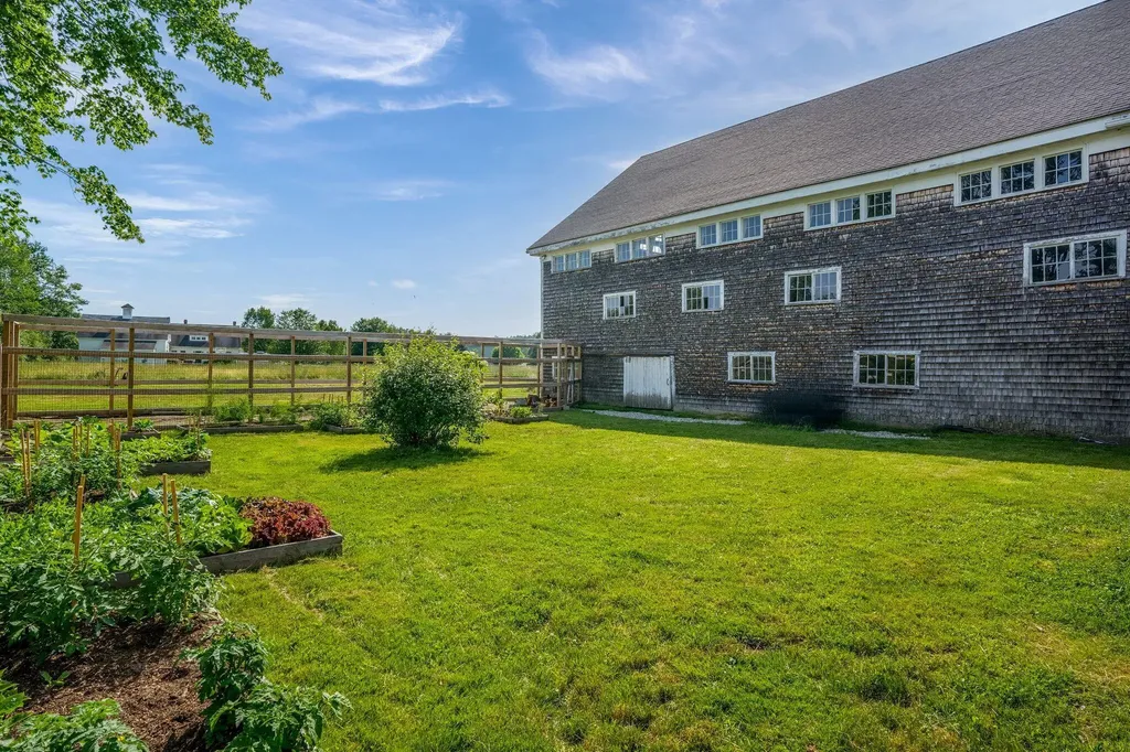 224 Tuttle Road Cumberland ME 04021