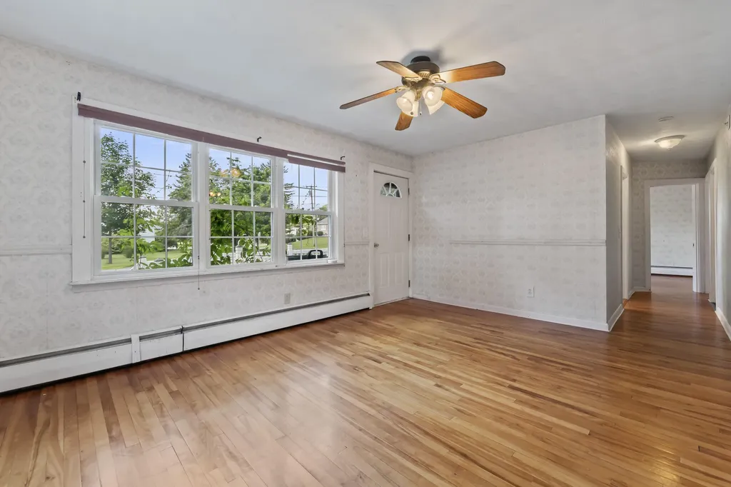 1 Glen Street Augusta ME 04330