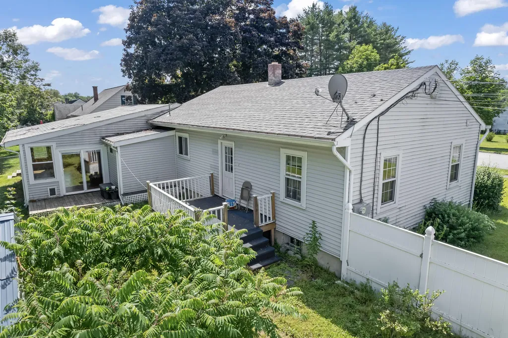 1 Glen Street Augusta ME 04330