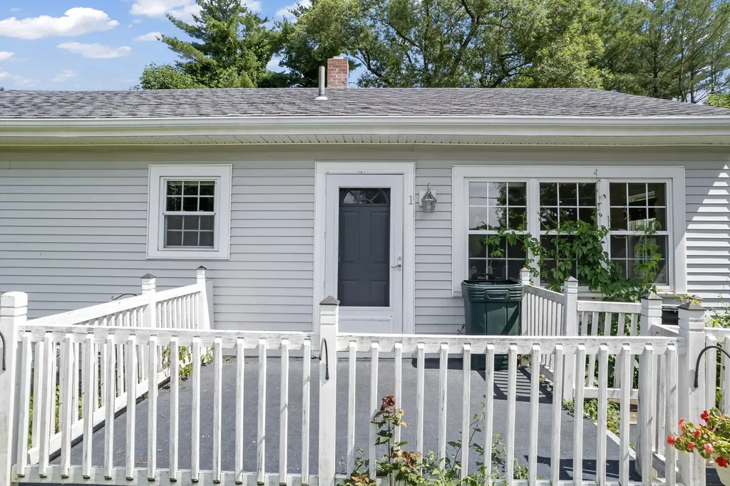 1 Glen Street Augusta ME 04330
