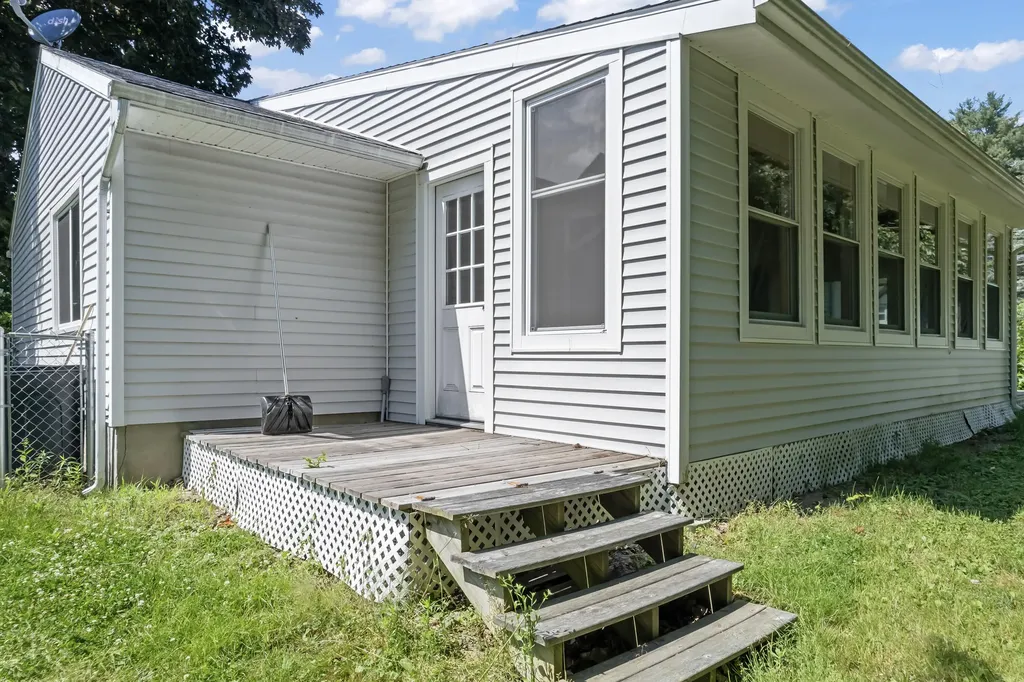 1 Glen Street Augusta ME 04330