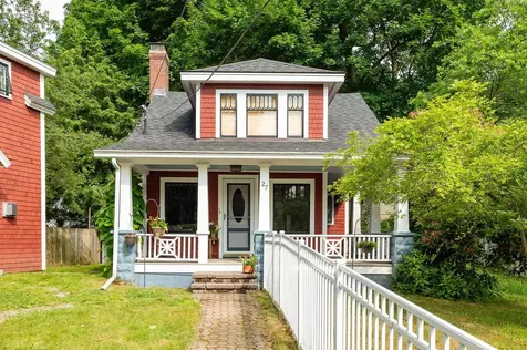 27 Philbrick Road Kittery ME 03904