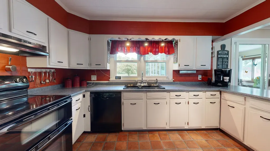 2435 Kennebec River Road Concord Twp ME 04920