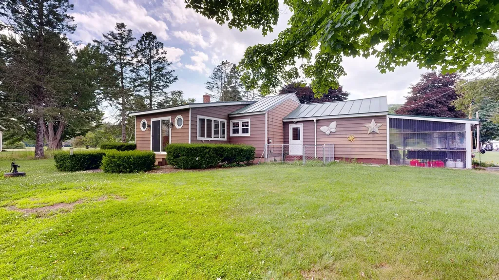 2435 Kennebec River Road Concord Twp ME 04920