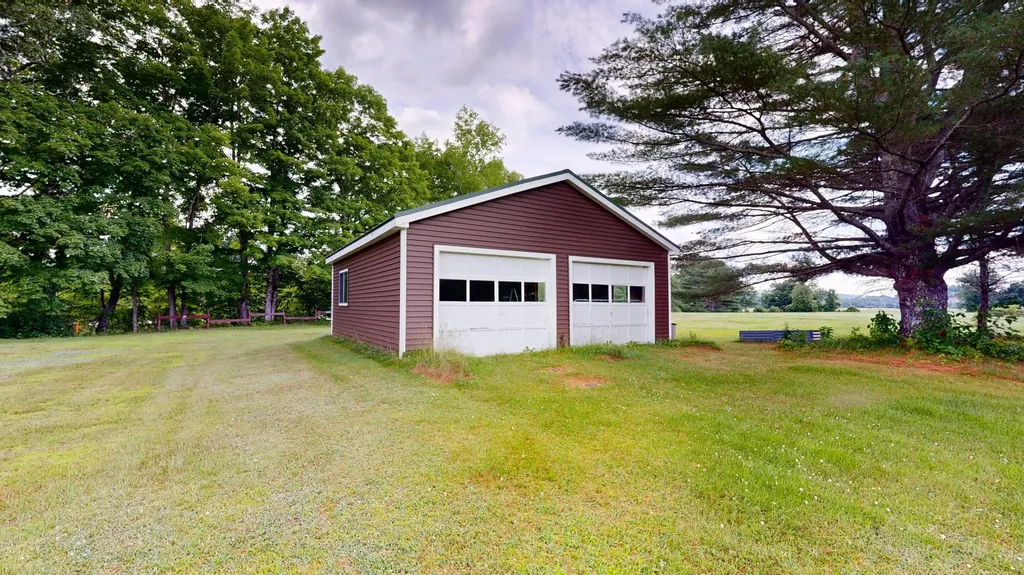 2435 Kennebec River Road Concord Twp ME 04920