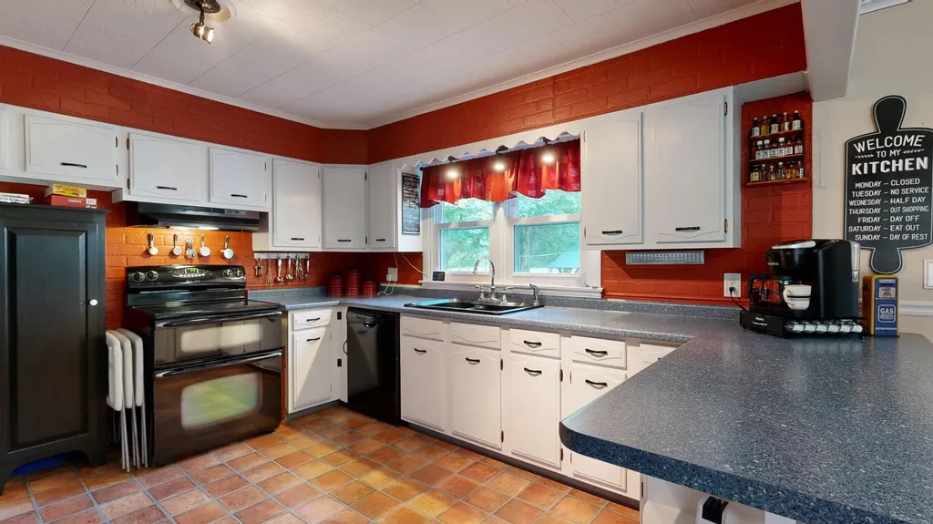 2435 Kennebec River Road Concord Twp ME 04920