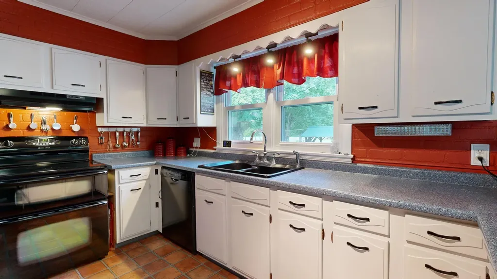 2435 Kennebec River Road Concord Twp ME 04920